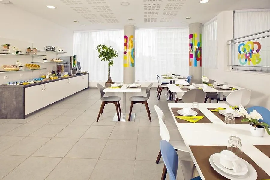 Sejours & Affairs Paris Bagneux Aparthotel 2*
